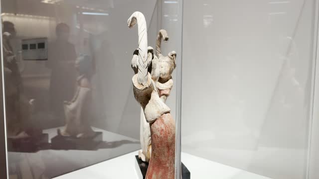 风月无边唯有浪漫，万一空间“虫二”现当代艺术展