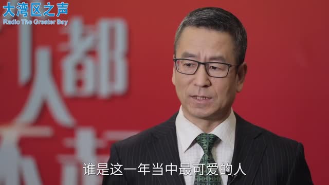 白岩松说未来每一天都应尊重白衣天使