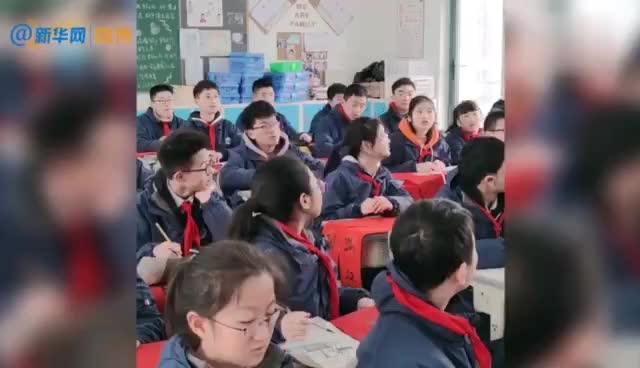 师生用生肖牛对对子