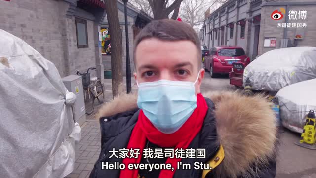 英国小哥向世界介绍中国发展