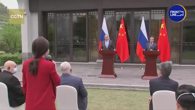 王毅回应中国搞疫苗外交：相比独善其身，我们选择兼济天下